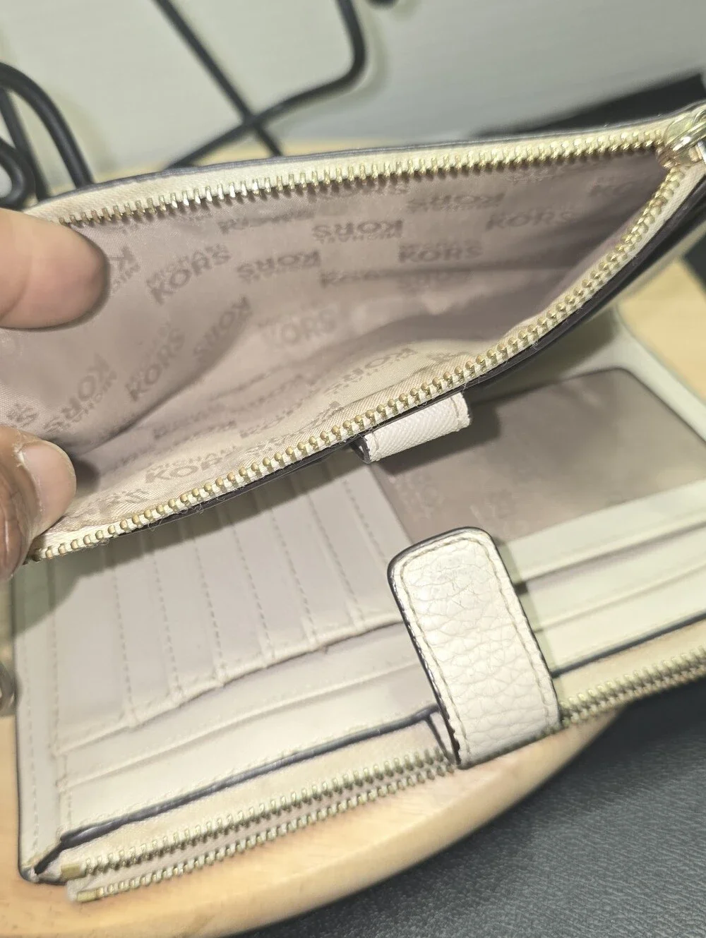 Michael Kors Jet Set Travel Wristlet